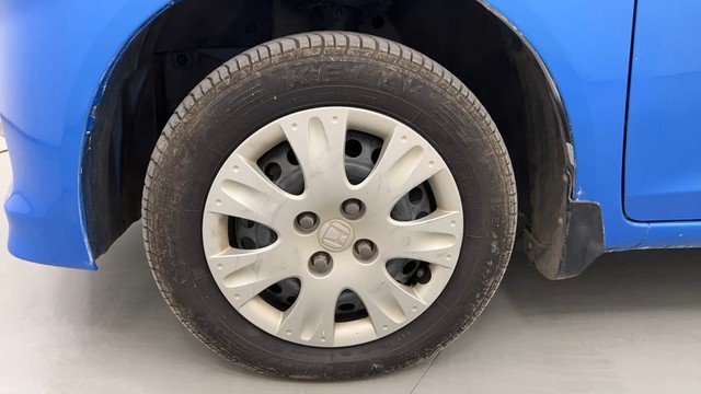 Second-hand 2013 Honda Brio S MT for sale in Pune-20