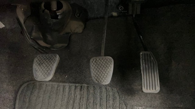 Second-hand 2013 Honda Brio S MT for sale in Pune-14