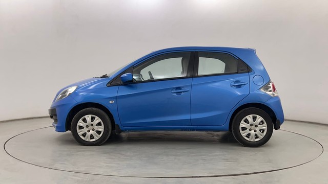 Second-hand 2013 Honda Brio S MT for sale in Pune-6