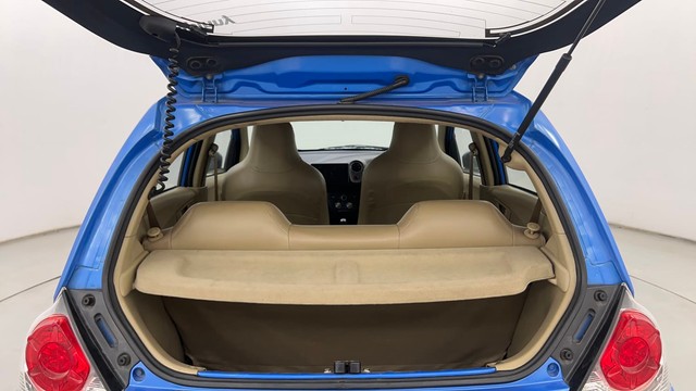 Second-hand 2013 Honda Brio S MT for sale in Pune-9