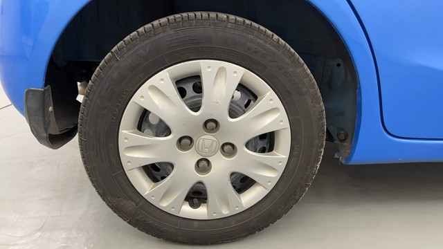 Second-hand 2013 Honda Brio S MT for sale in Pune-18