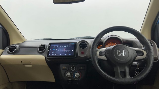 Second-hand 2013 Honda Brio S MT for sale in Pune-11