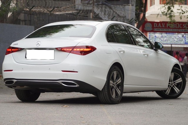 Second-hand 2023 Mercedes-Benz C-Class C 200 BSVI for sale in New Delhi-8