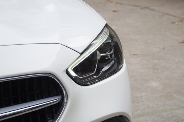 Second-hand 2023 Mercedes-Benz C-Class C 200 BSVI for sale in New Delhi-24