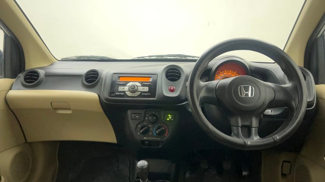 Second-hand 2015 Honda Brio Diesel for sale in Mumbai-11