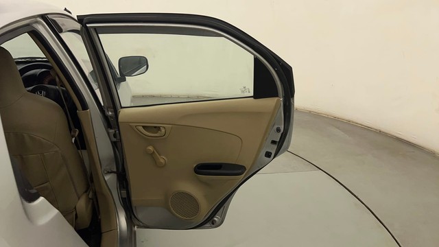 Second-hand 2015 Honda Brio Diesel for sale in Mumbai-30