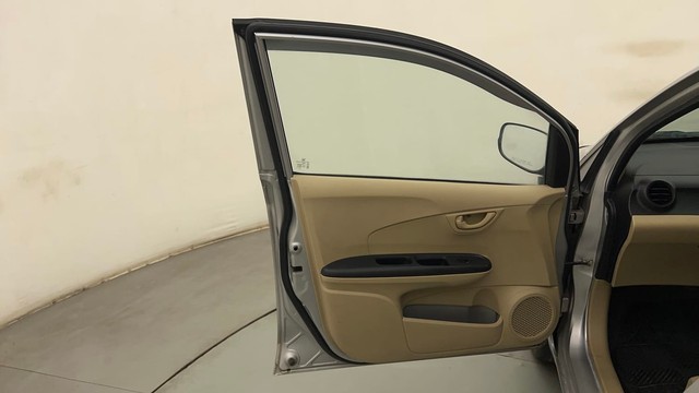 Second-hand 2015 Honda Brio Diesel for sale in Mumbai-29