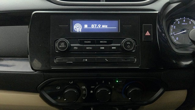 Second-hand 2019 Honda Amaze V for sale in Mumbai-39