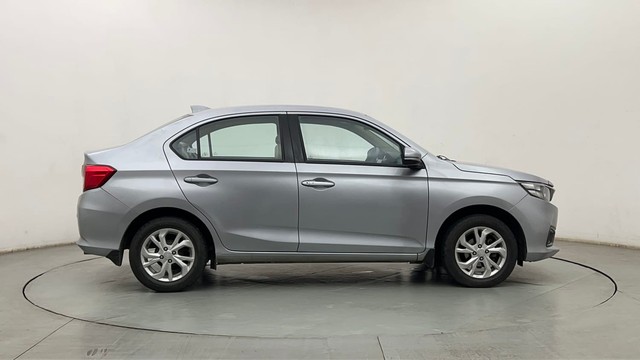 Second-hand 2018 Honda Amaze VX CVT Petrol for sale in Mumbai-2