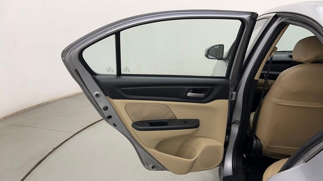 Second-hand 2018 Honda Amaze VX CVT Petrol for sale in Mumbai-27