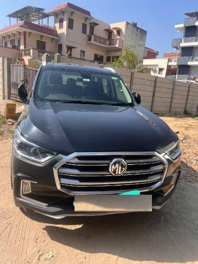 Second-hand 2022 MG Gloster Super 7-Str for sale in Gurgaon-0