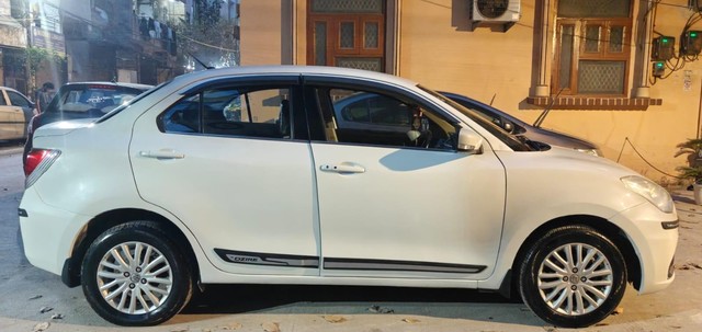 Second-hand 2022 Maruti Suzuki Swift Dzire VXI CNG BSVI for sale in New Delhi-1