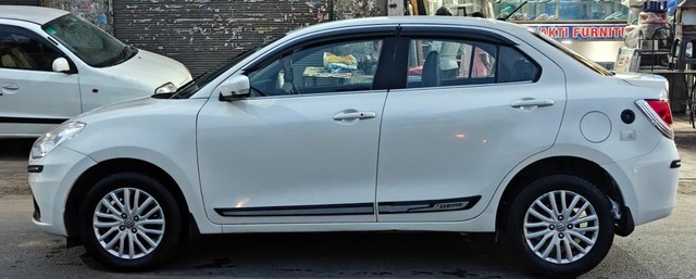 Second-hand 2022 Maruti Suzuki Swift Dzire VXI CNG BSVI for sale in New Delhi-3