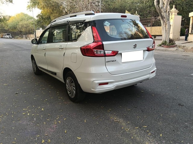 Second-hand 2022 Maruti Suzuki Ertiga VXI CNG for sale in New Delhi-8