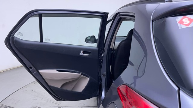 Second-hand 2018 Hyundai Grand i10 1.2 Kappa Sportz BSIV for sale in Hyderabad-26