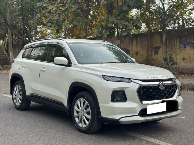 Second-hand 2024 Maruti Suzuki Grand Vitara Sigma for sale in New Delhi-7