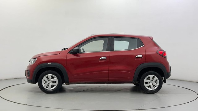 Second-hand 2017 Renault KWID RXT for sale in Ahmedabad-6
