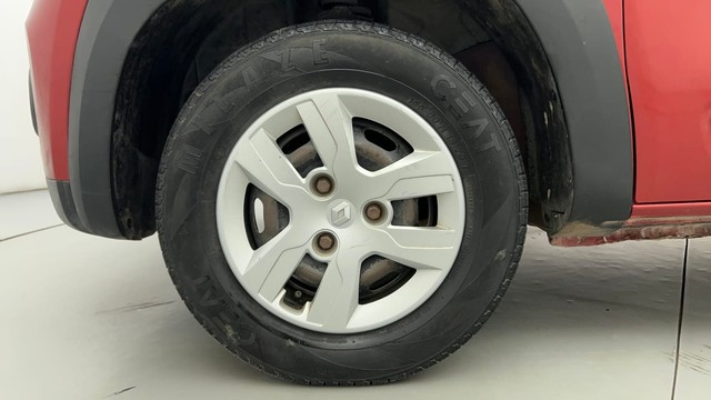 Second-hand 2017 Renault KWID RXT for sale in Ahmedabad-20