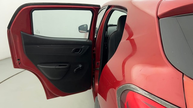 Second-hand 2017 Renault KWID RXT for sale in Ahmedabad-24