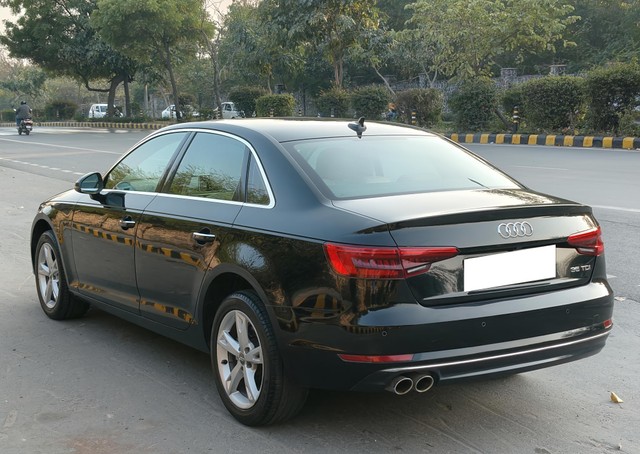 Second-hand 2017 Audi A4 35 TDI Technology for sale in New Delhi-9