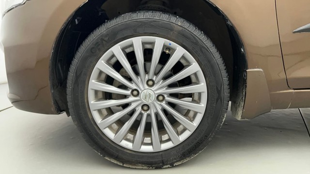 Second-hand 2018 Maruti Suzuki Ciaz Petrol for sale in Ahmedabad-20