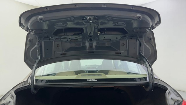 Second-hand 2018 Maruti Suzuki Ciaz Petrol for sale in Ahmedabad-27