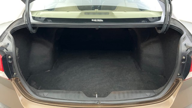 Second-hand 2018 Maruti Suzuki Ciaz Petrol for sale in Ahmedabad-9