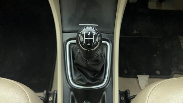 Second-hand 2018 Maruti Suzuki Ciaz Petrol for sale in Ahmedabad-12