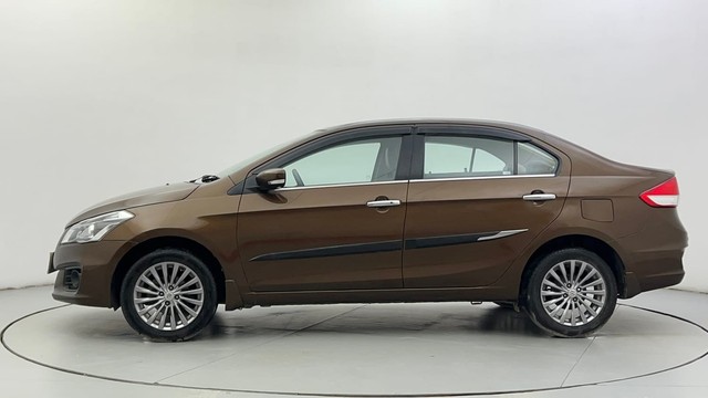 Second-hand 2018 Maruti Suzuki Ciaz Petrol for sale in Ahmedabad-6