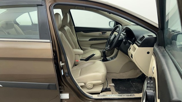 Second-hand 2018 Maruti Suzuki Ciaz Petrol for sale in Ahmedabad-15