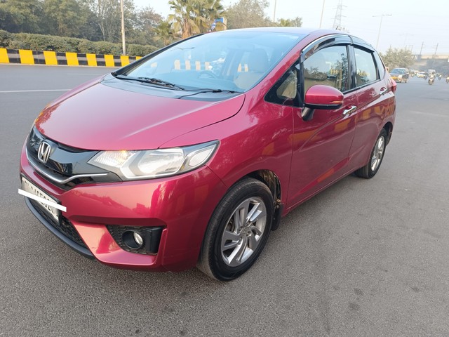 Second-hand 2018 Honda Jazz VX CVT for sale in New Delhi-4