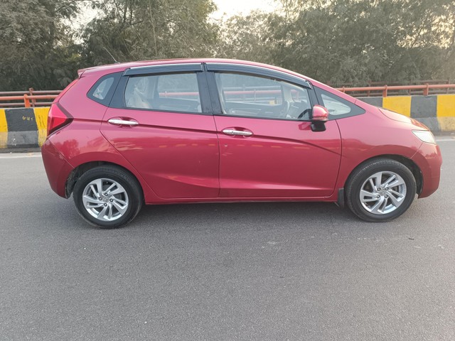Second-hand 2018 Honda Jazz VX CVT for sale in New Delhi-1