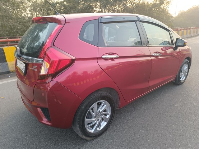 Second-hand 2018 Honda Jazz VX CVT for sale in New Delhi-7