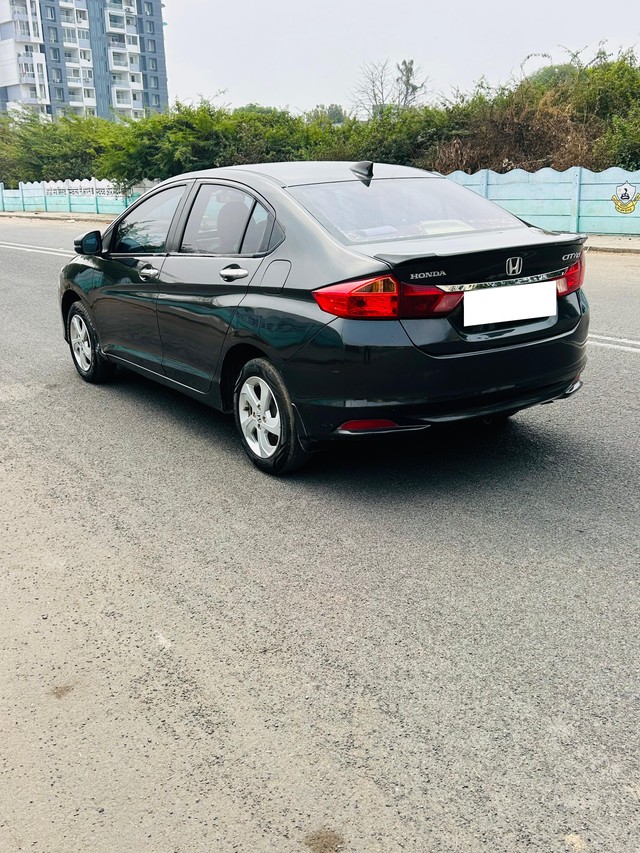 Second-hand 2015 Honda City i DTEC SV for sale in Nagpur-5