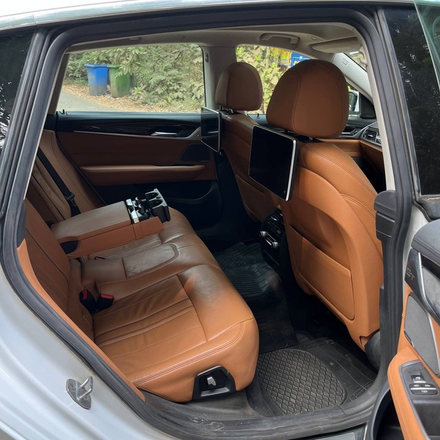Second-hand 2018 BMW 6 Series GT 630d Luxury Line for sale in Mumbai-9