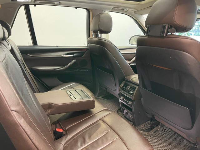 Second-hand 2014 BMW X5 xDrive 30d for sale in Mumbai-12