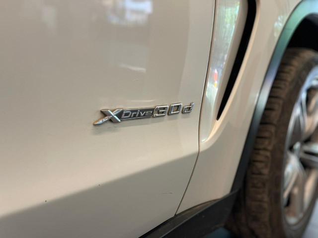 Second-hand 2014 BMW X5 xDrive 30d for sale in Mumbai-4