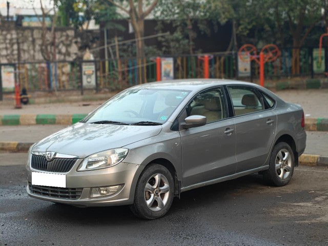 Second-hand 2015 Skoda Rapid 1.5 TDI AT Ambition for sale in Navi Mumbai-4