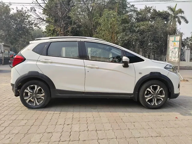 Honda WR-V Exclusive Petrol Second-hand 2018 Honda WR-V Exclusive Petrol for sale in Kanpur-1
