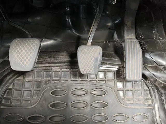 Honda WR-V Exclusive Petrol Second-hand 2018 Honda WR-V Exclusive Petrol for sale in Kanpur-13