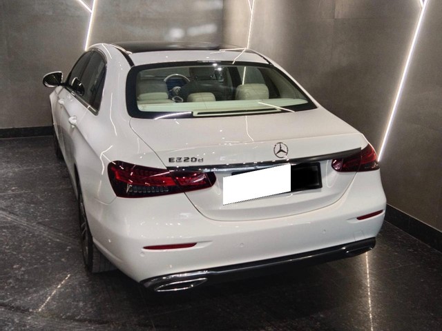 Second-hand 2022 Mercedes-Benz E-Class Exclusive E 220d BSVI for sale in New Delhi-15