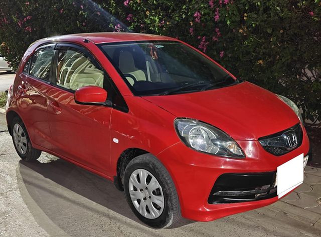Honda Brio S MT Second-hand 2013 Honda Brio S MT for sale in Indore
