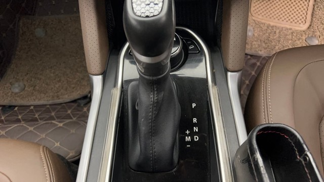 Second-hand 2021 Tata Harrier XZA Dual Tone AT for sale in Kolkata-12