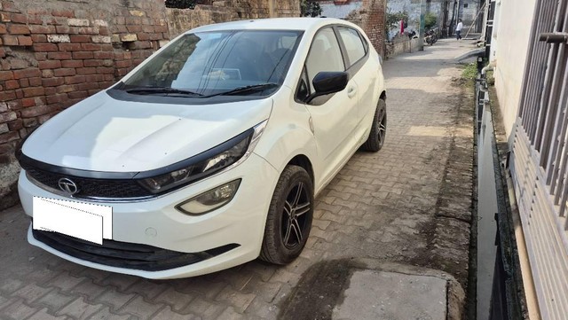 Second-hand 2020 Tata Altroz XE BSVI for sale in Ludhiana-3