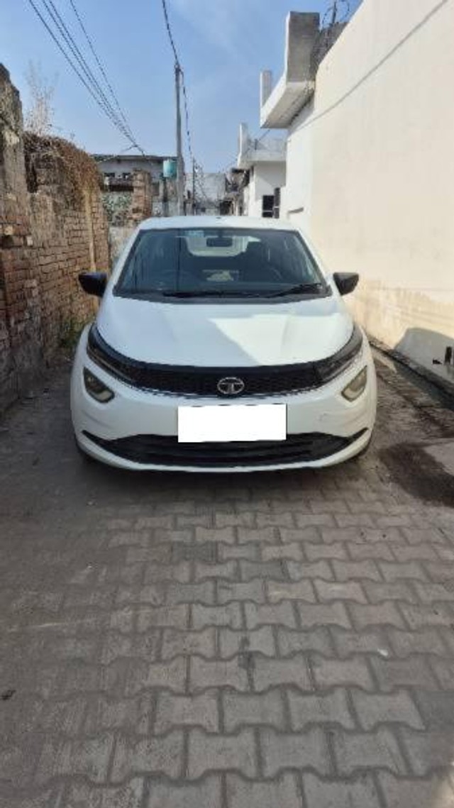Second-hand 2020 Tata Altroz XE BSVI for sale in Ludhiana-4