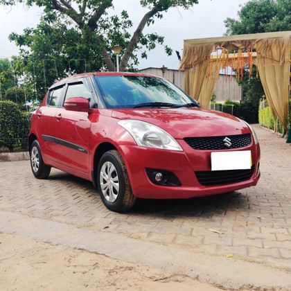 Maruti Suzuki Swift VVT VXI Second-hand 2014 Maruti Suzuki Swift VVT VXI for sale in Gurgaon