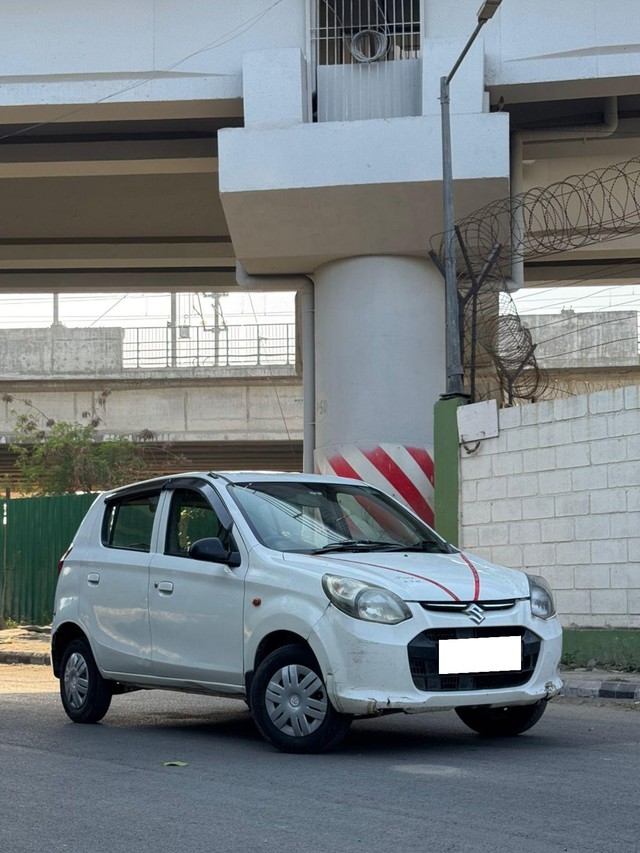 Second-hand 2013 Maruti Suzuki Alto 800 LXI for sale in New Delhi-13