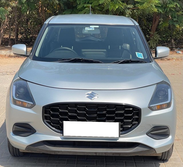 Maruti Suzuki Swift VXi AMT Second-hand 2024 Maruti Suzuki Swift VXi AMT for sale in Ahmedabad-2