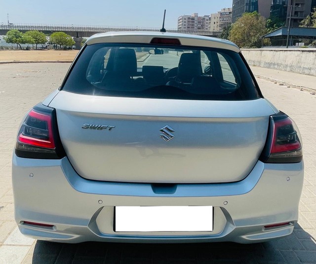 Maruti Suzuki Swift VXi AMT Second-hand 2024 Maruti Suzuki Swift VXi AMT for sale in Ahmedabad-1