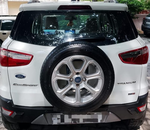 Second-hand 2021 Ford Ecosport 1.5 Diesel Titanium for sale in New Delhi-4